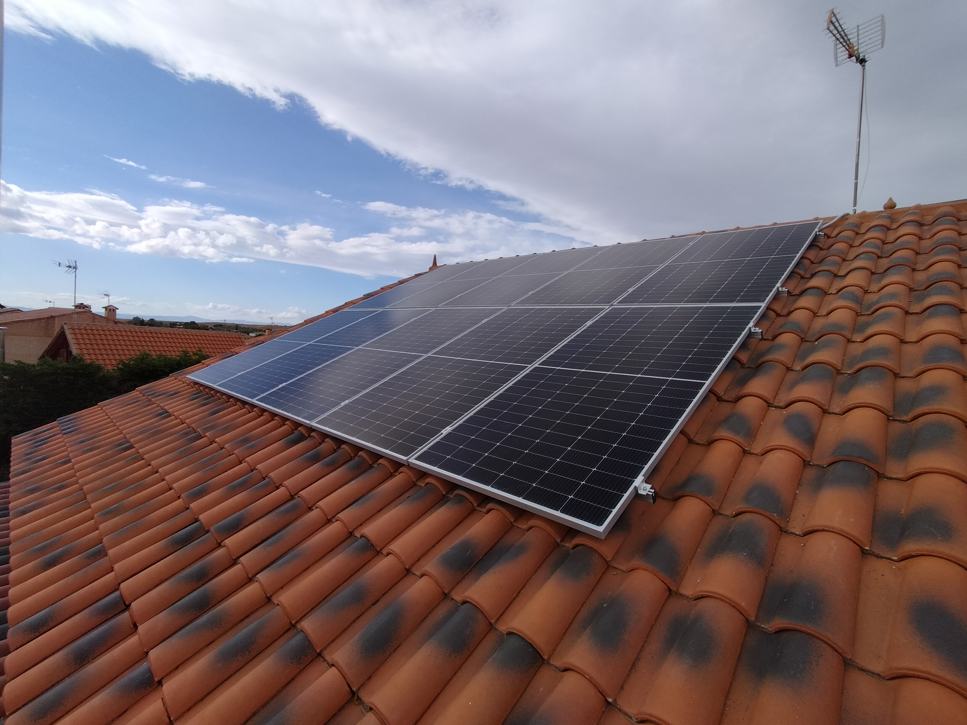 Instalación fotovoltaica en el tejado